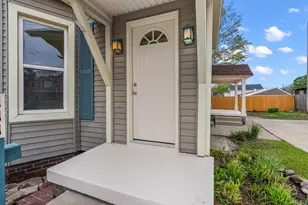 111 N Jefferson St, Lowell, MI 49331 - Photo 6