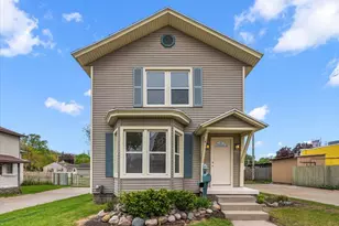 111 N Jefferson St, Lowell, MI 49331 - Photo 4