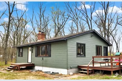 845 E Washington Street, White Cloud, MI 49349 - Photo 2
