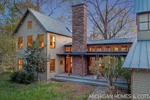 1484 71st St, Fennville, MI 49408 - Photo 4