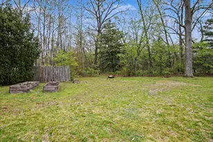1574 Chatterson Rd, Muskegon, MI 49442 - Photo 38