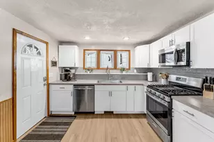 13507 Olin Lakes Dr, Sparta, MI 49345 - Photo 4