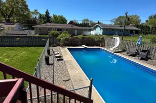 1442 Fruitwood Dr, Saint Joseph, MI 49085 - Photo 28