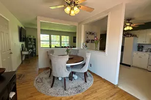 1442 Fruitwood Dr, Saint Joseph, MI 49085 - Photo 6