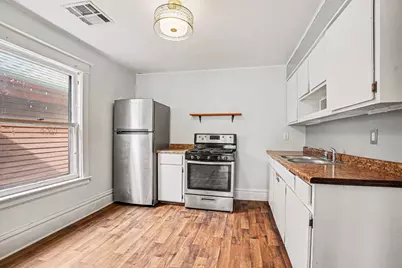 805 W Vine Street, Kalamazoo, MI 49008 - Photo 8