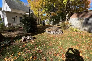 319 S 5th St, Niles, MI 49120 - Photo 12