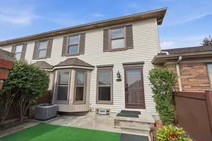 41379 Southwind Dr, Canton, MI 48188 - Photo 4