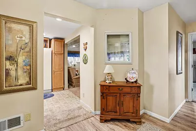 9525 Woodlawn Drive, Portage, MI 49002 - Photo 14