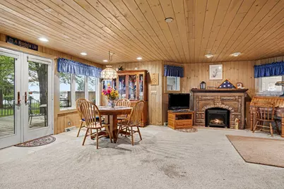 9525 Woodlawn Drive, Portage, MI 49002 - Photo 8