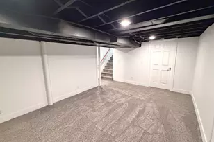 4270 Hunsberger Ave NE, Grand Rapids, MI 49525 - Photo 30