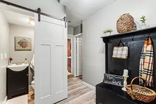 6 E Langley Road E, Battle Creek, MI 49015 - Photo 16
