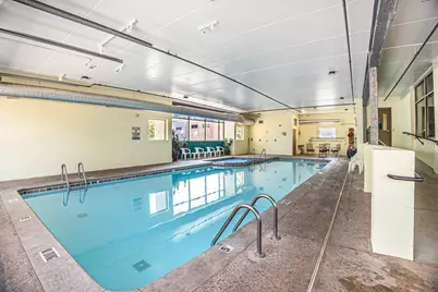 105 W Danaher Street #201, Ludington, MI 49431 - Photo 32