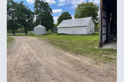 1112 N Marshall Road, Tekonsha, MI 49092 - Photo 8