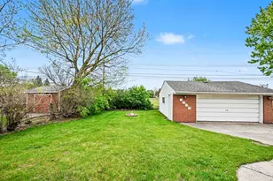 40579 Firwood Dr, Plymouth, MI 48170 - Photo 12