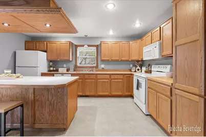 8022 E Vernon Road, Rosebush, MI 48878 - Photo 20