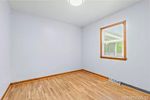 754 Riley St, Holland, MI 49424 - Photo 18