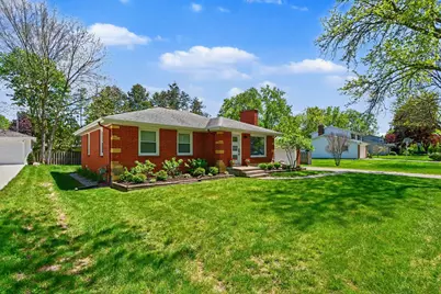 1826 Woodcliff Avenue SE, Grand Rapids, MI 49506 - Photo 2