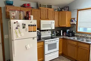 532 W Main St, Hartford, MI 49057 - Photo 6