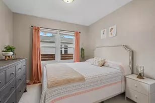 818 Norbert St NW, Grand Rapids, MI 49504 - Photo 12