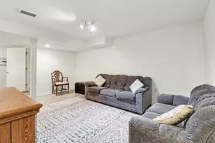 37658 Ladywood, Livonia, MI 48154 - Photo 32