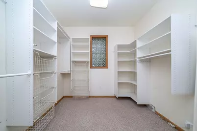 34554 Quaker Valley Road, Farmington Hills, MI 48331 - Photo 22