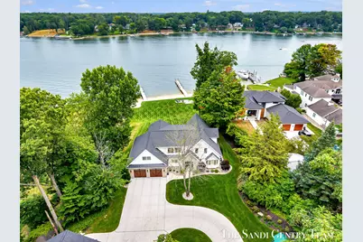 17870 W Spring Lake Road, Spring Lake, MI 49456 - Photo 4