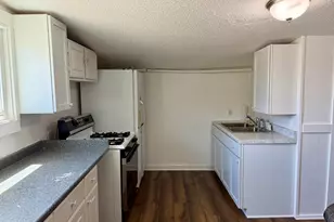 3261 Whitehall Rd, Muskegon, MI 49445 - Photo 4