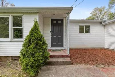1679 Stonewood Drive SE, Lowell, MI 49331 - Photo 46