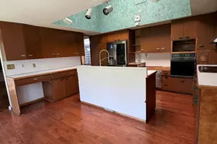 1322 Woodkrest Dr, Flint, MI 48532 - Photo 8