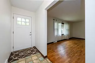 1719 Santa Maria Dr, Stevensville, MI 49127 - Photo 4