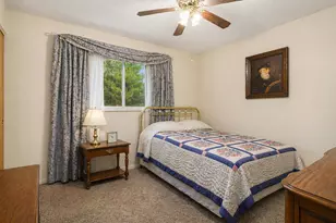 116 Lois Dr, Battle Creek, MI 49015 - Photo 8