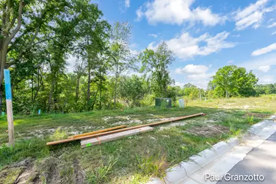 3044 Arbor Creek Avenue SE, Kentwood, MI 49512 - Photo 2
