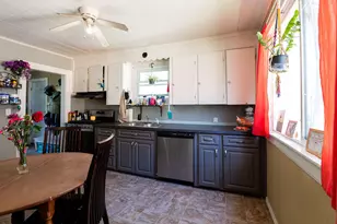 911 Dorchester Ave SW, Grand Rapids, MI 49503 - Photo 10