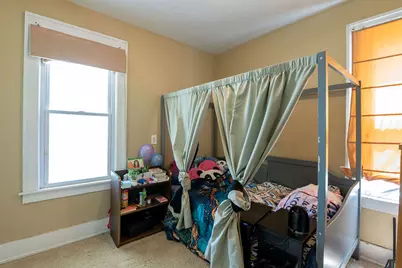 911 Dorchester Avenue SW, Grand Rapids, MI 49503 - Photo 6