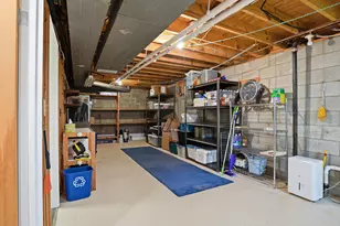 24 Haverhill Ct, Ann Arbor, MI 48105 - Photo 22