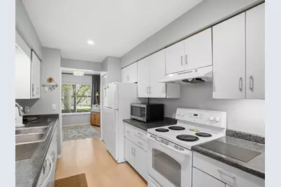 24 Haverhill Court, Ann Arbor, MI 48105 - Photo 12