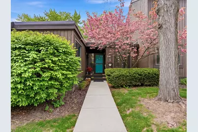 24 Haverhill Court, Ann Arbor, MI 48105 - Photo 2