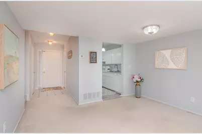 3017 Lakehaven Court, Ann Arbor, MI 48105 - Photo 4