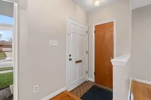 1807 Weldon Blvd, Ann Arbor, MI 48103 - Photo 8