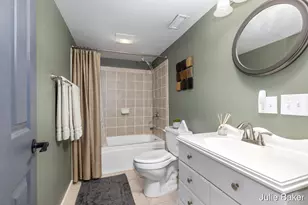 8283 Fairwood Dr, Jenison, MI 49428 - Photo 24