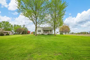 16686 Cleveland Ave, Galien, MI 49113 - Photo 56