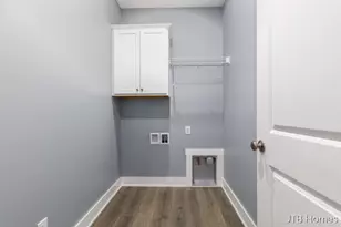 7605 Brook Villa S, Allendale, MI 49401 - Photo 24