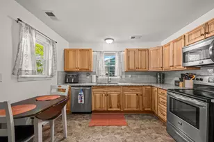 708 W Roe St, Buchanan, MI 49107 - Photo 4