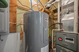 708 W Roe St, Buchanan, MI 49107 - Photo 16