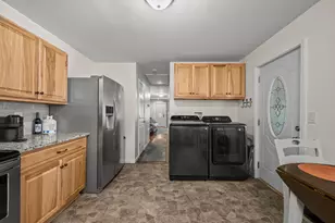 708 W Roe St, Buchanan, MI 49107 - Photo 6