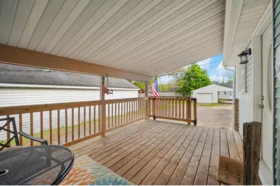 708 W Roe Street, Buchanan, MI 49107 - Photo 14