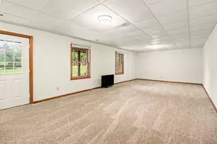 1515 W River Rd, Muskegon, MI 49445 - Photo 28
