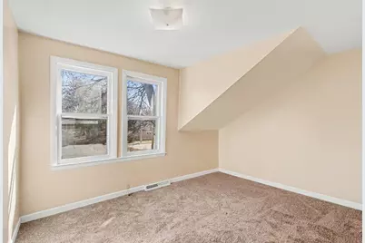 892 W Forest Avenue, Muskegon, MI 49441 - Photo 18