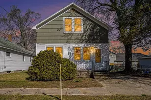 892 W Forest Ave, Muskegon, MI 49441 - Photo 4