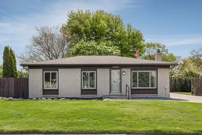43998 Leonardo Drive, Sterling Heights, MI 48313 - Photo 2